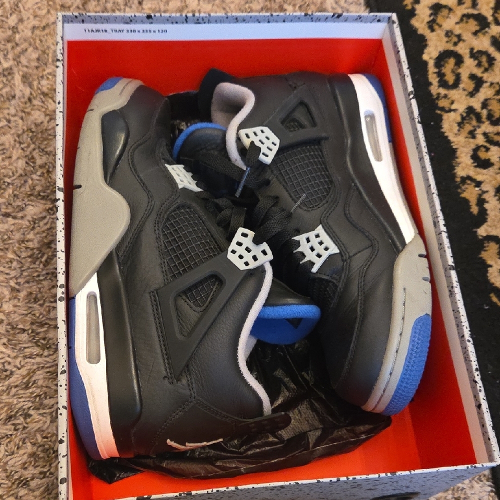 Jordan Air Retro Black and Blue Sneakers